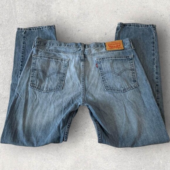 Levi’s 514 Jeans Men’s Size 36x32 Straight Fit Modern Style &amp; Comfort Denim - Picture 2 of 9